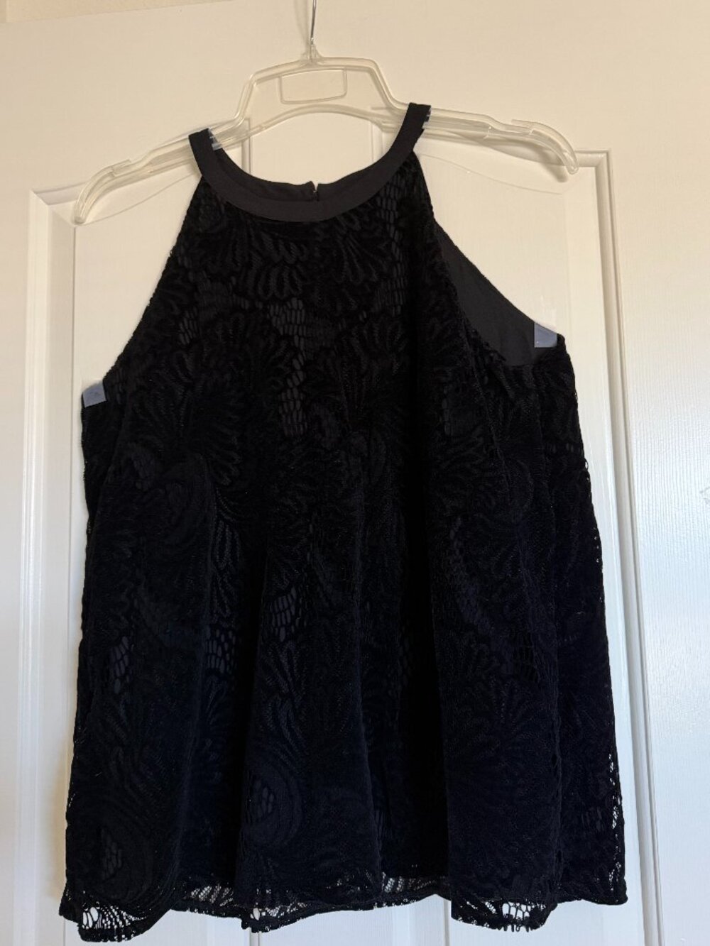 NEW NWT Black Velvet Halter Top Size LP